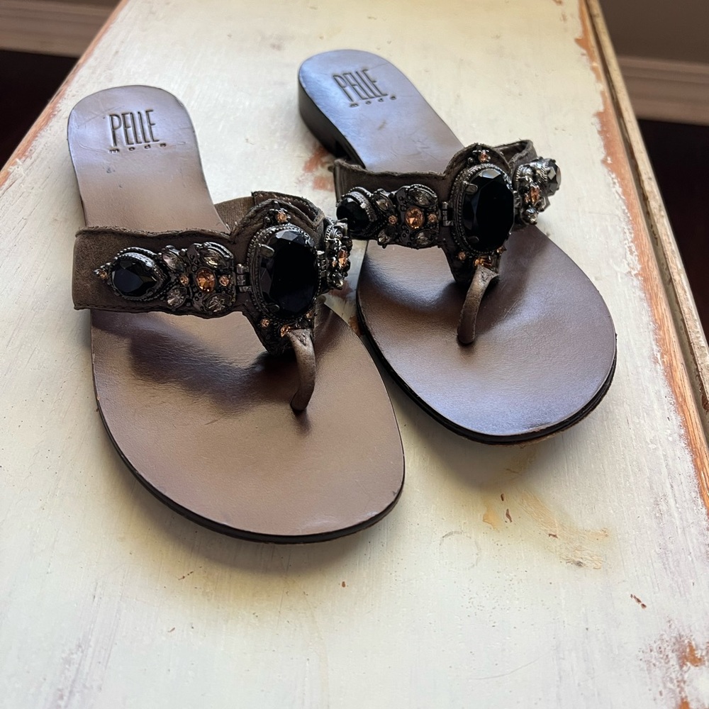 Pelle Moda Sandals